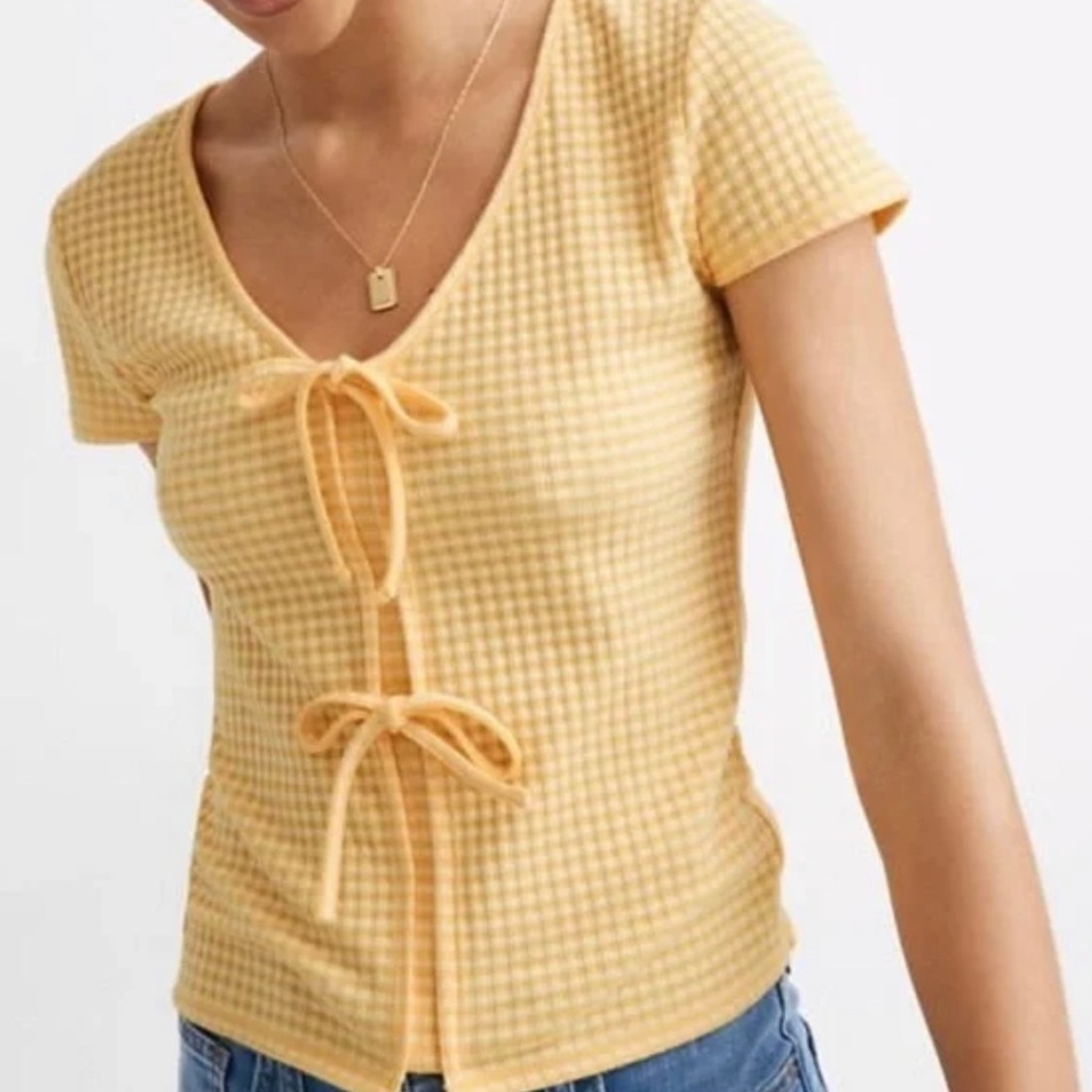 Madewell yellow and white checkered shirt sleeve shirt